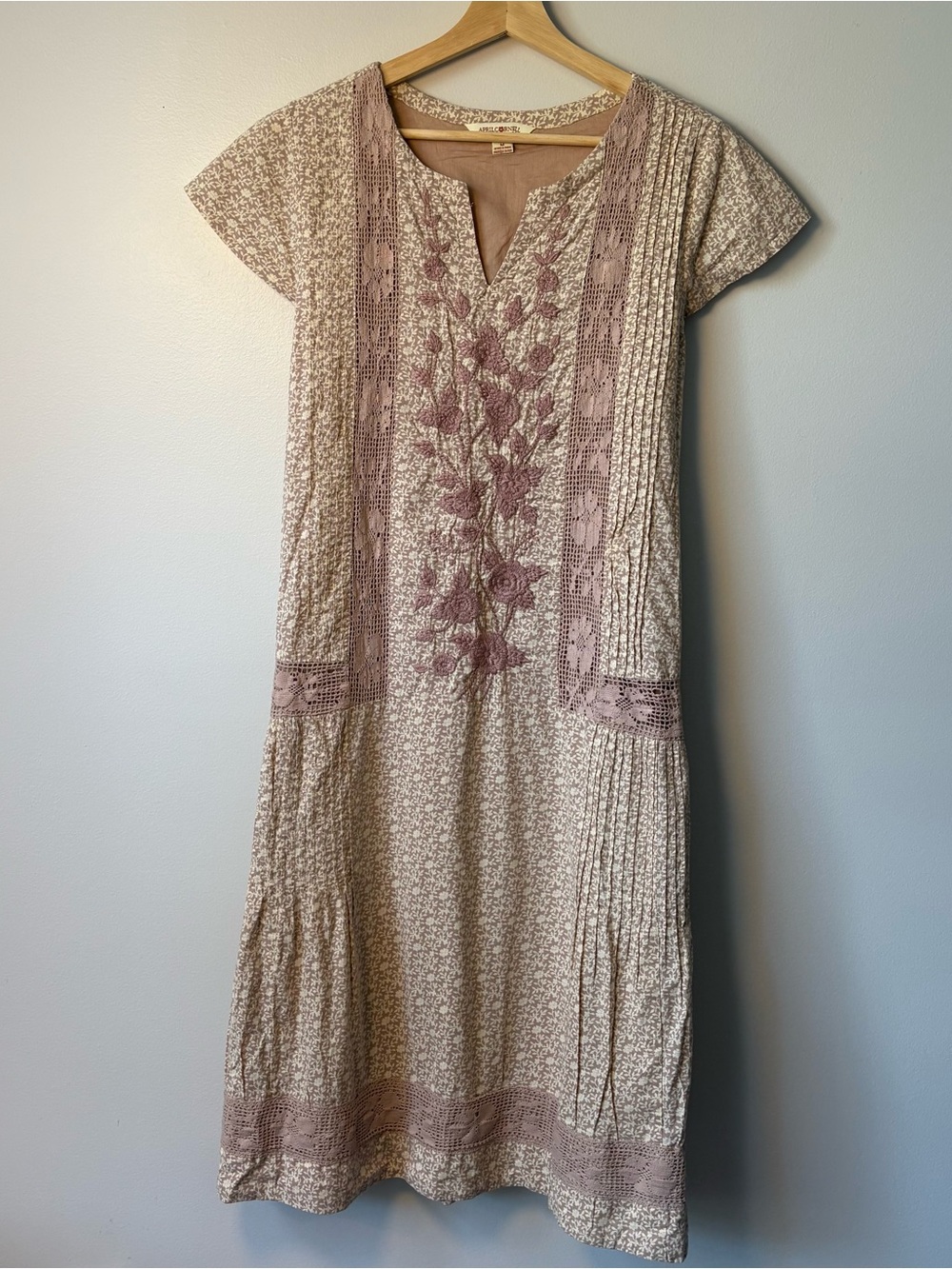 April Cornell “Forget Me Not” Anniversary Dress Boho Embroidered Pintuck Lace M